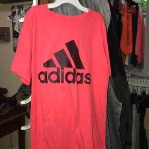 Adidas t shirt